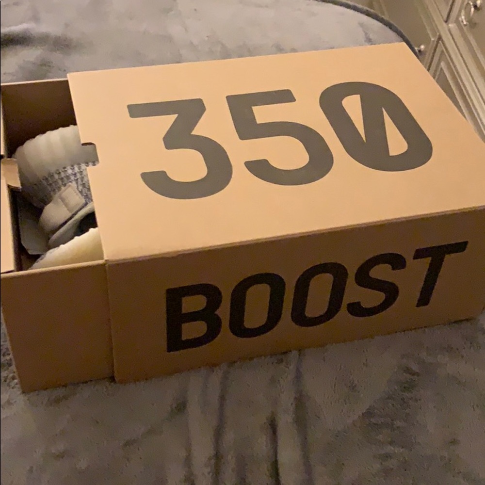 Yeezy Boost 350 V2 Static